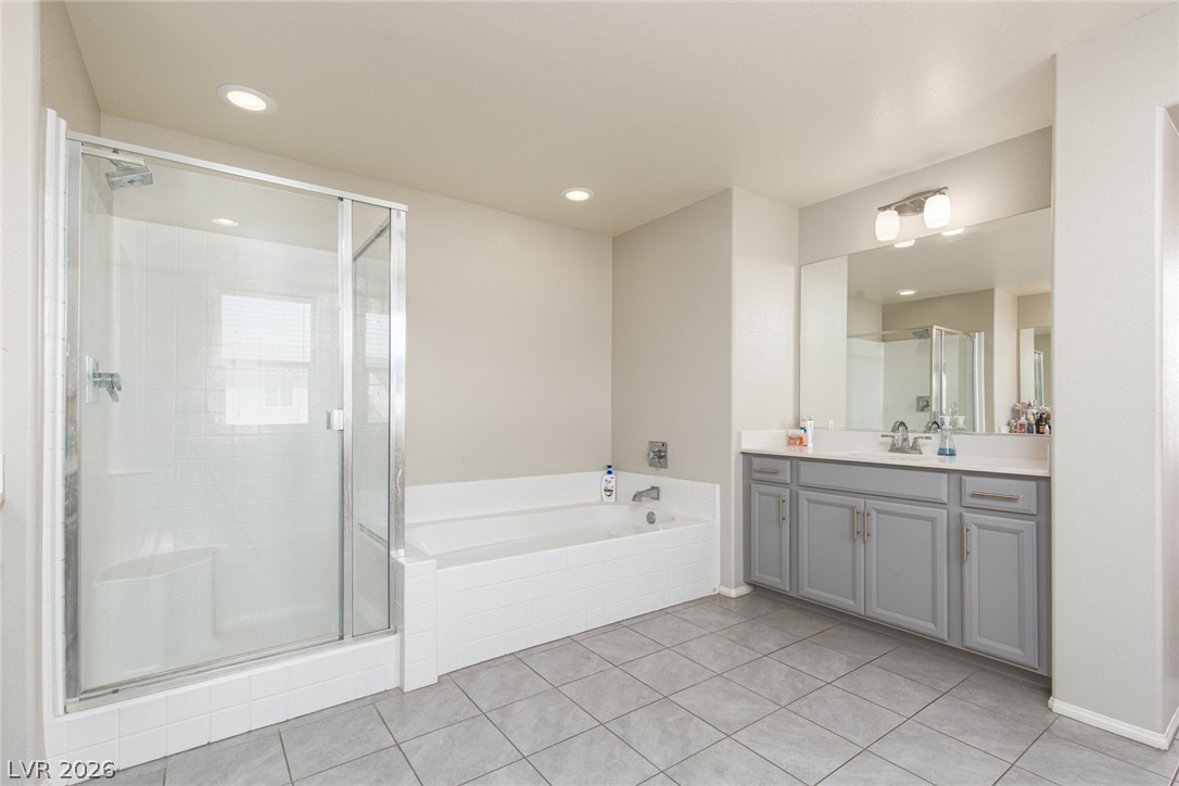 824 Claystone Ridge Avenue Property Photo 38