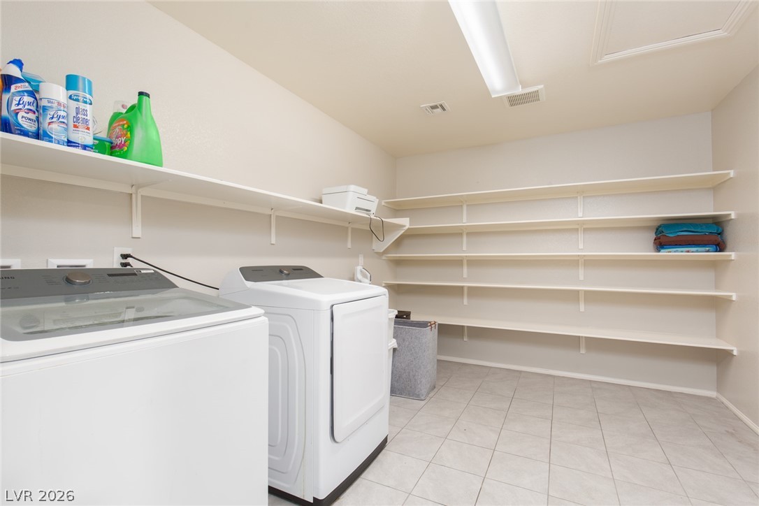 824 Claystone Ridge Avenue Property Photo 41