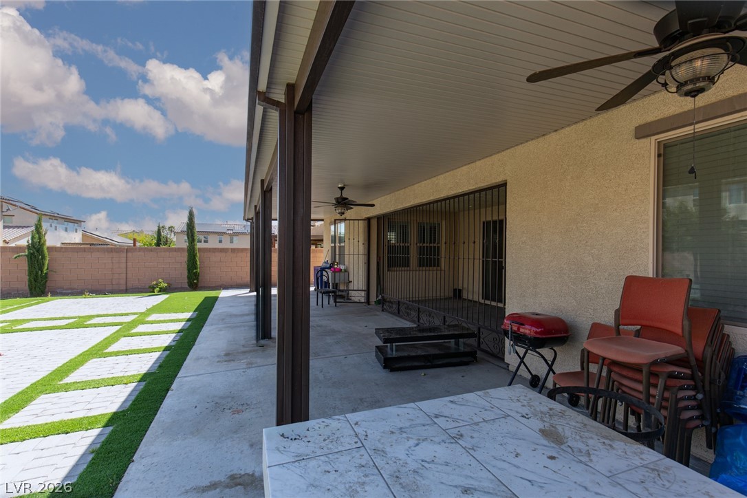 824 Claystone Ridge Avenue Property Photo 46