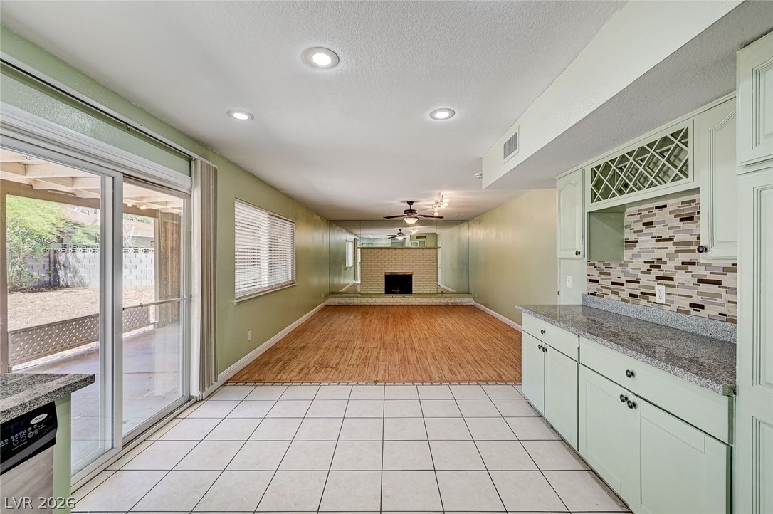 899 Monika Way Property Photo 17