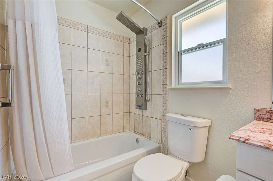 899 Monika Way Property Photo 40