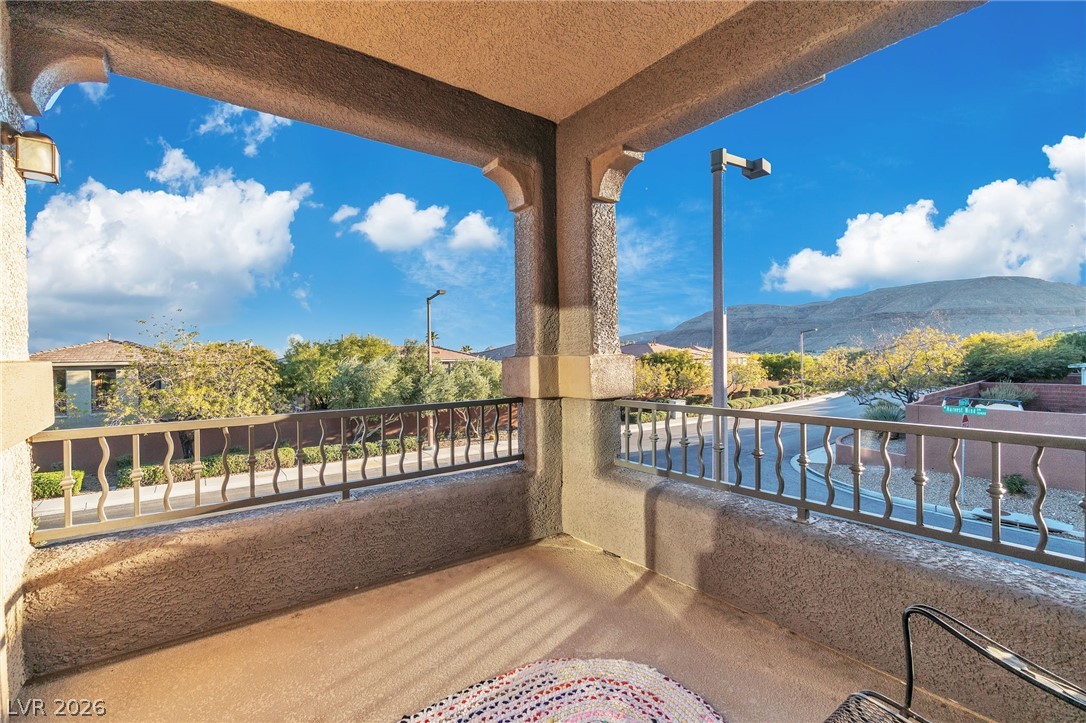 10460 Harvest Wind Drive Property Photo 22