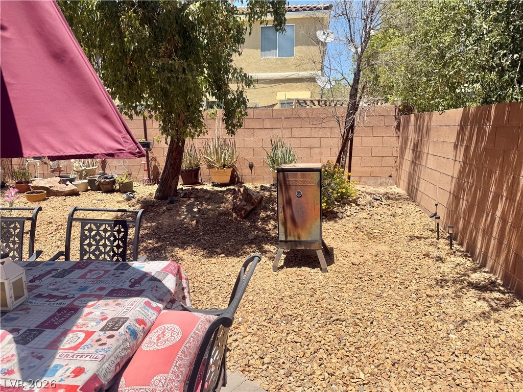 8274 Timely Treasures Avenue Property Photo 7