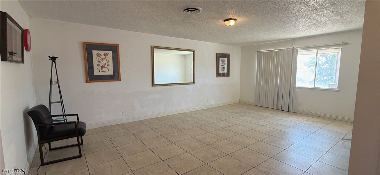 4712 Rip Van Winkle Lane Property Photo 4