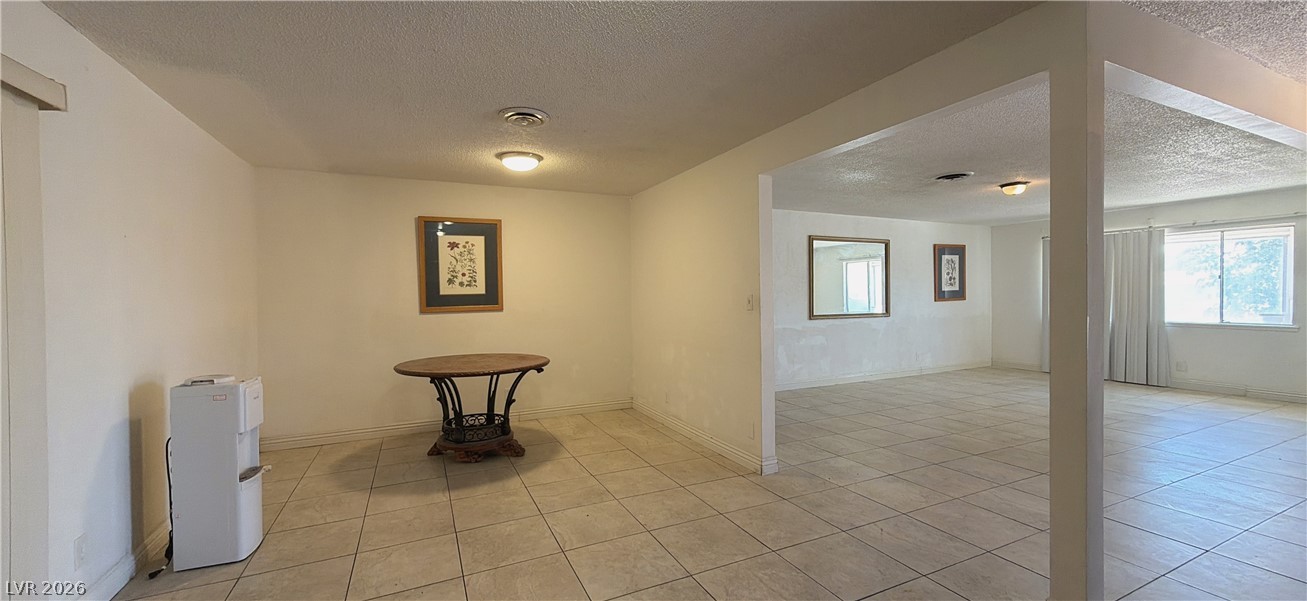 4712 Rip Van Winkle Lane Property Photo 6