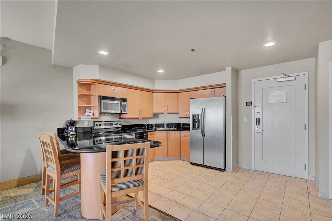 211 East Flamingo Road 1211 Property Photo 14