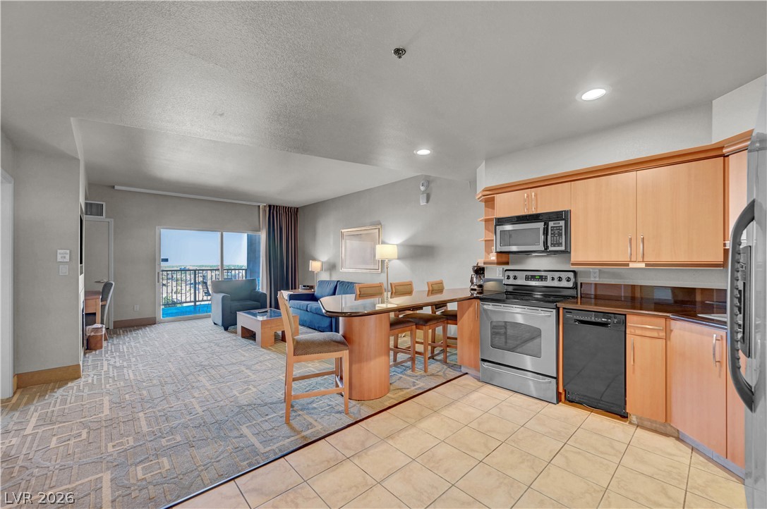 211 East Flamingo Road 1211 Property Photo 18