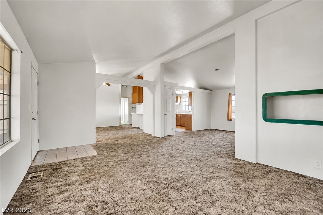 4361 Maple Road Property Photo 13
