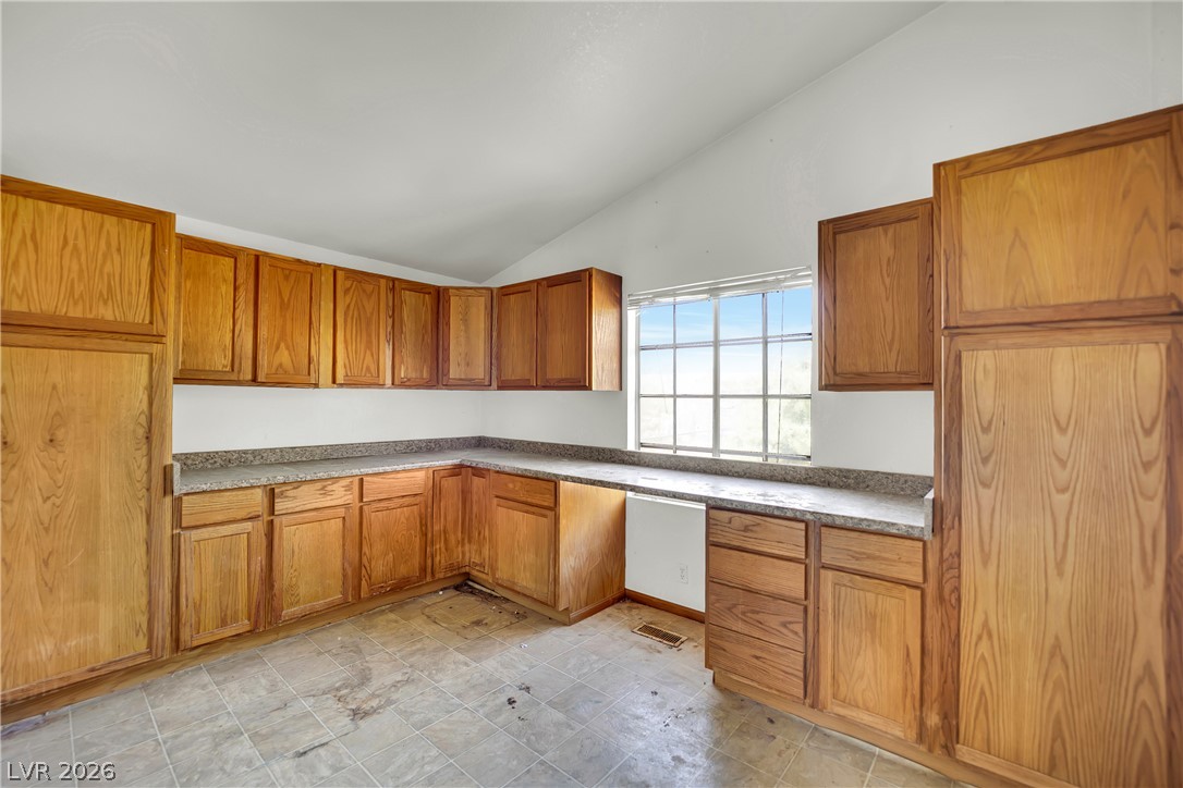 4361 Maple Road Property Photo 24