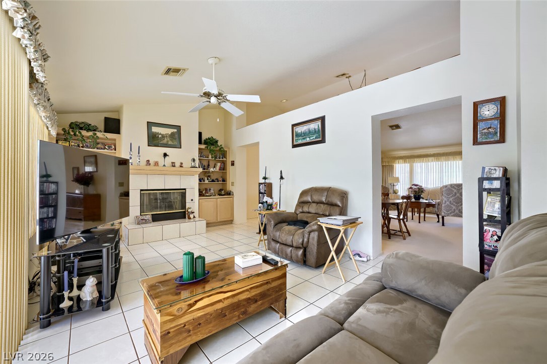 2405 Burke Court Property Photo 11