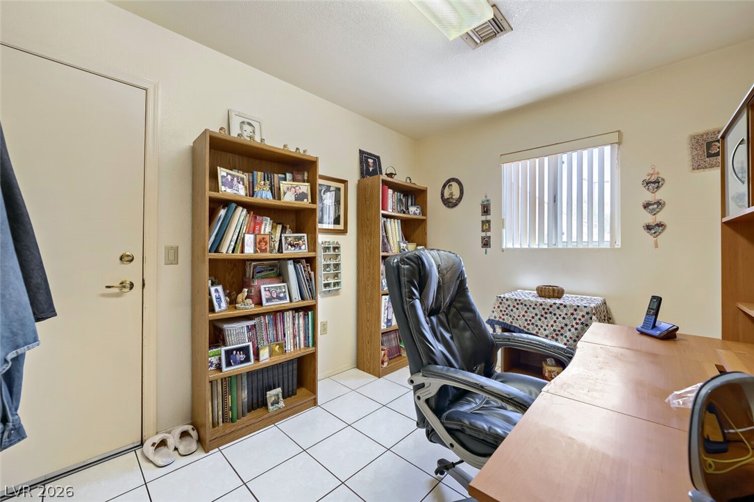 2405 Burke Court Property Photo 13
