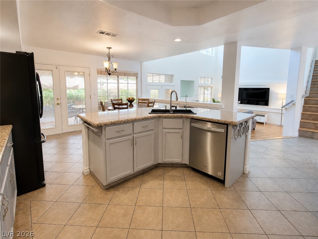 2441 Antler Point Drive Property Photo 11