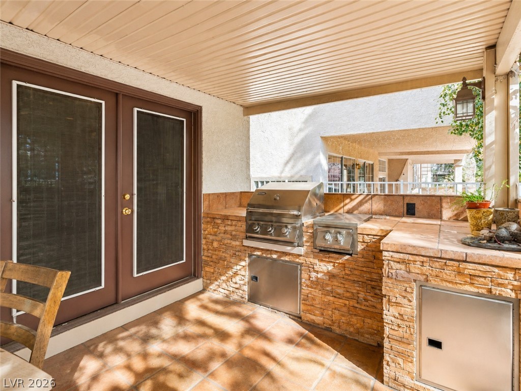 2441 Antler Point Drive Property Photo 42
