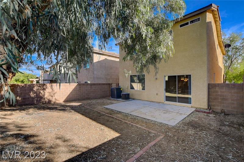 9128 Blue Raven Avenue Property Photo 4
