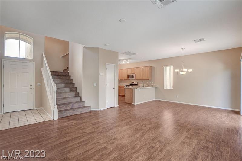 9128 Blue Raven Avenue Property Photo 7