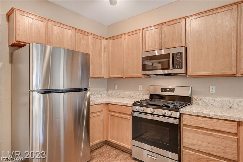 9128 Blue Raven Avenue Property Photo 12