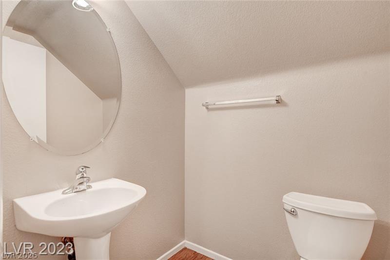 9128 Blue Raven Avenue Property Photo 16