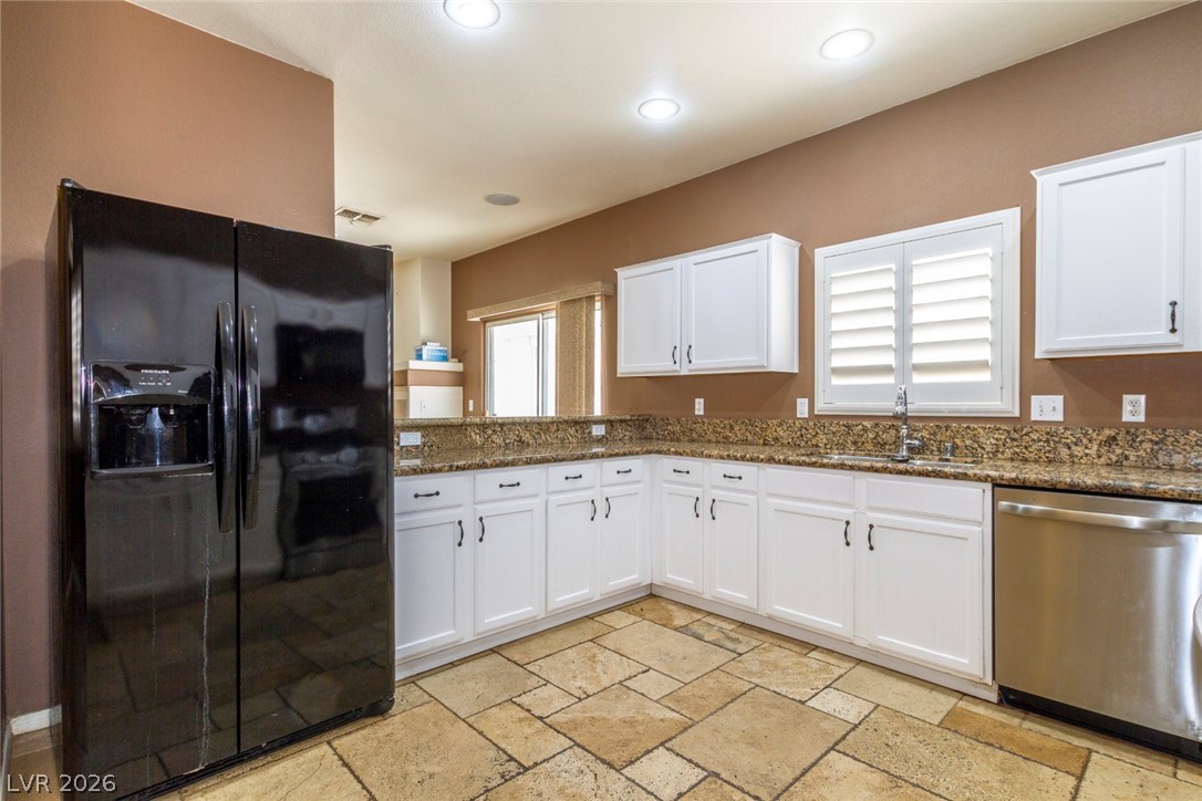7705 Four Seasons Drive Property Photo 14