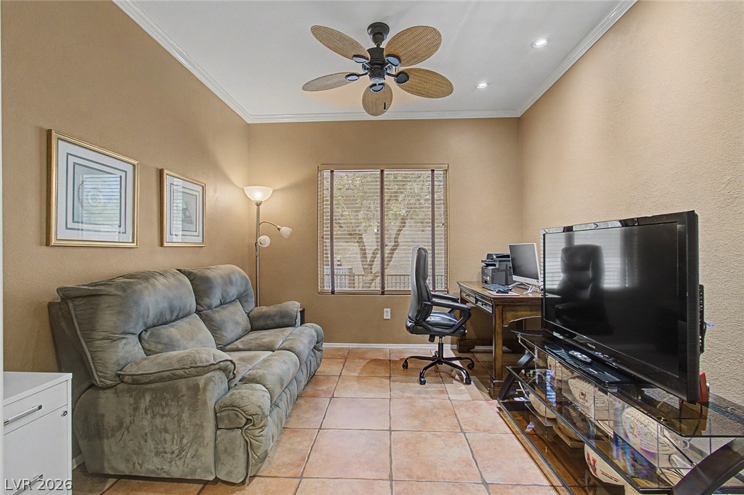 2328 Hardin Ridge Drive Drive Property Photo 10