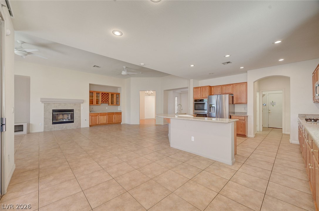 849 Ashford Way Property Photo 12
