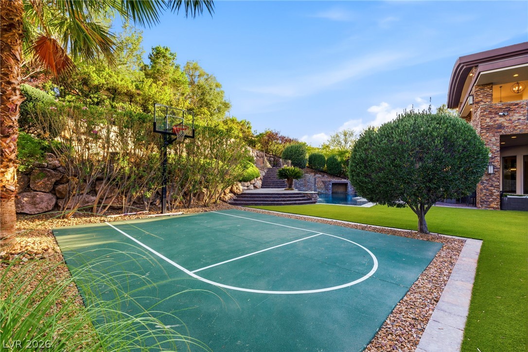 47 Soaring Bird Court Property Photo 10