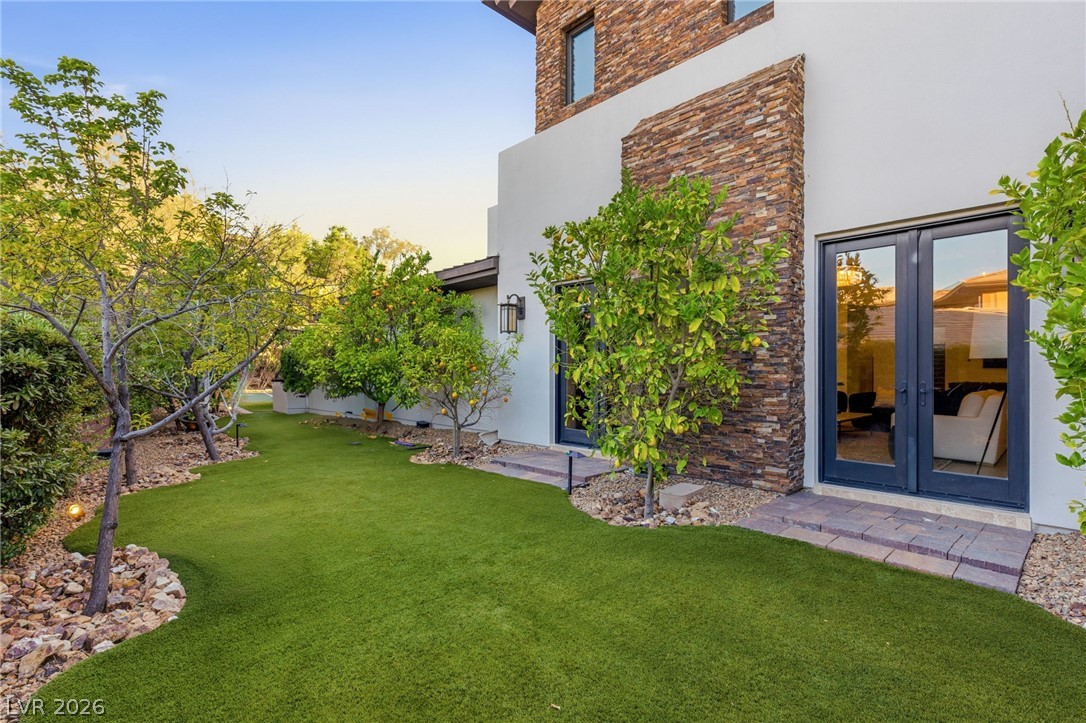 47 Soaring Bird Court Property Photo 11