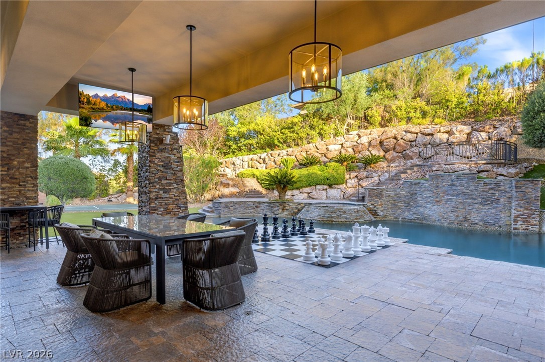 47 Soaring Bird Court Property Photo 13