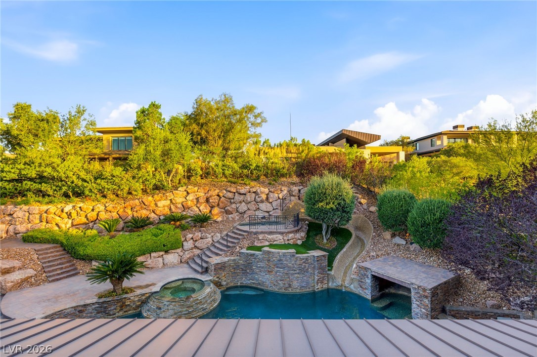 47 Soaring Bird Court Property Photo 17