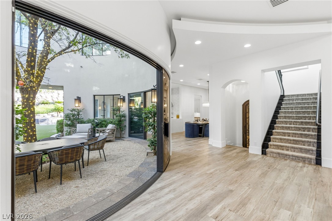 47 Soaring Bird Court Property Photo 22