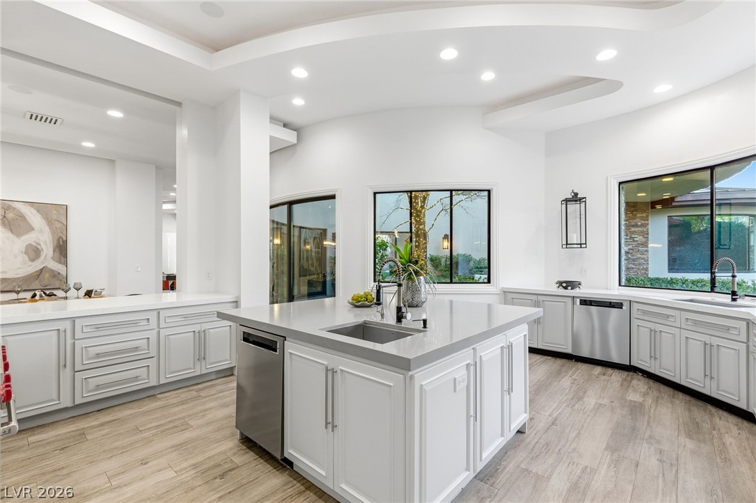 47 Soaring Bird Court Property Photo 23