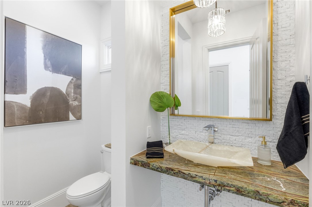 47 Soaring Bird Court Property Photo 39