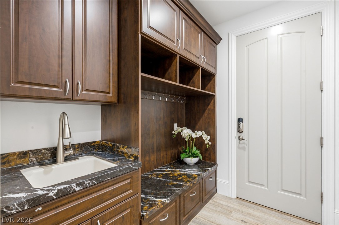 47 Soaring Bird Court Property Photo 72