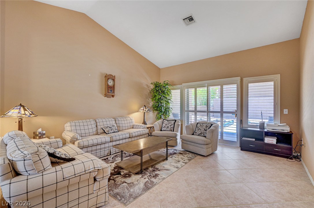 9617 Gold Bank Drive Property Photo 10