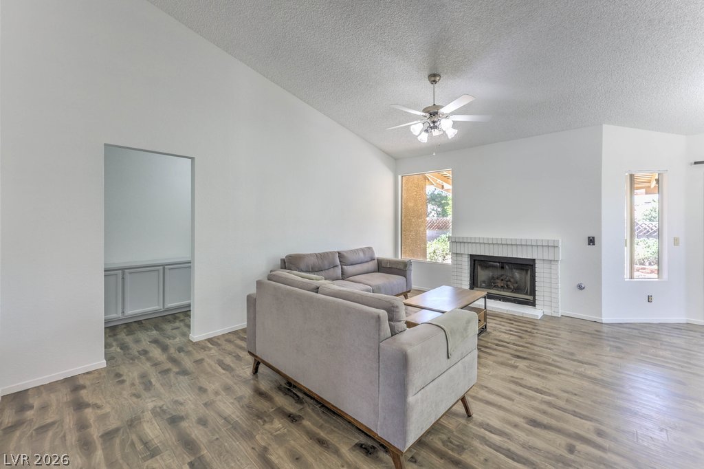 1451 Harmony Hill Drive Property Photo 2