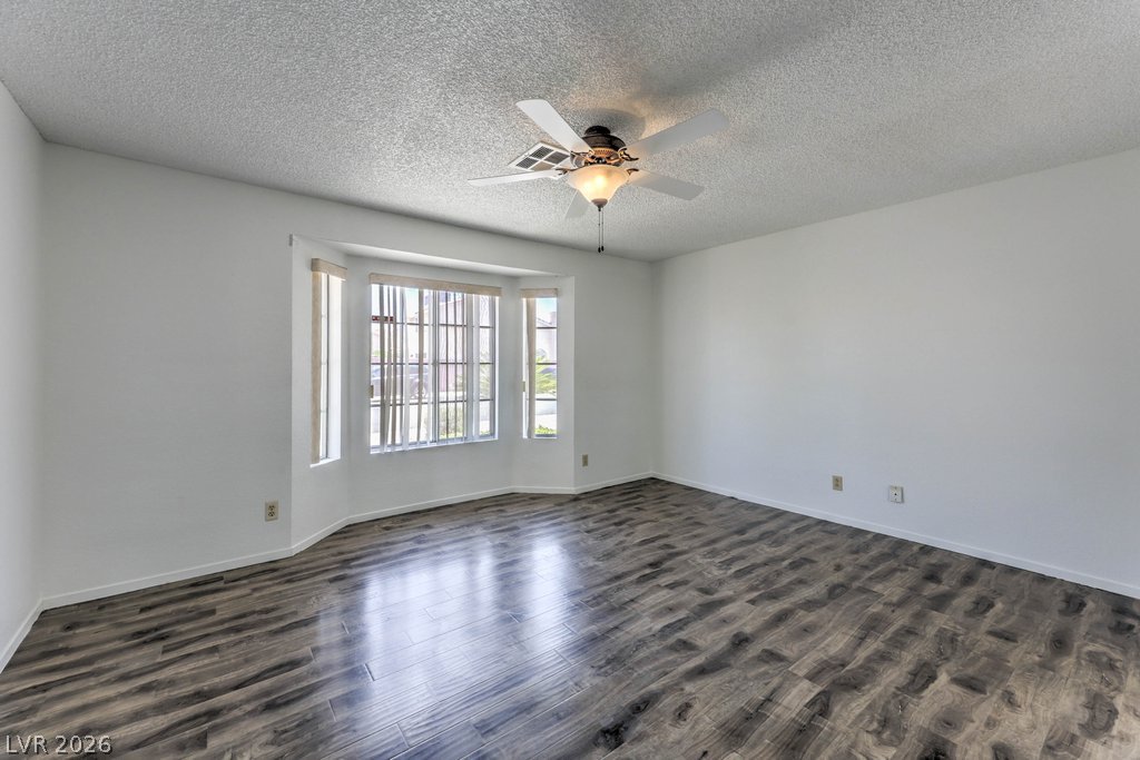 1451 Harmony Hill Drive Property Photo 6