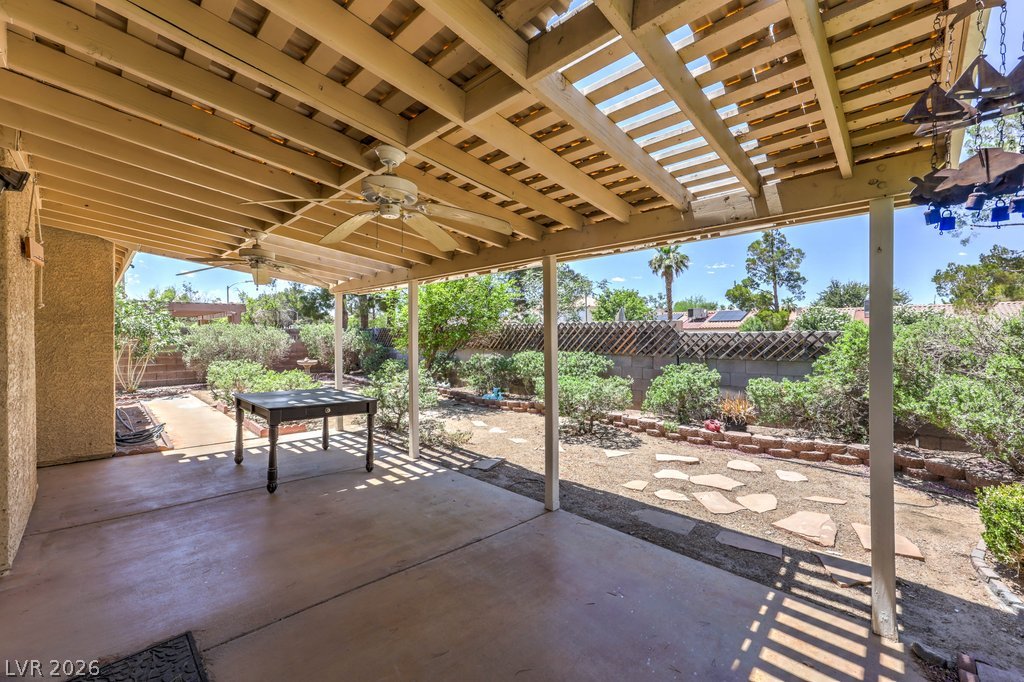 1451 Harmony Hill Drive Property Photo 11