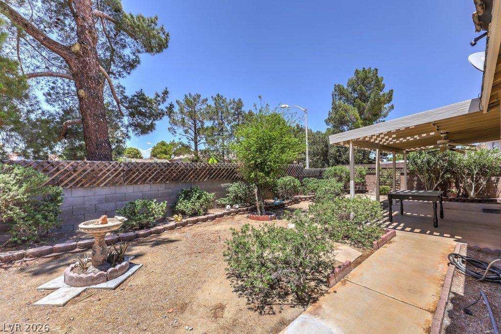 1451 Harmony Hill Drive Property Photo 12
