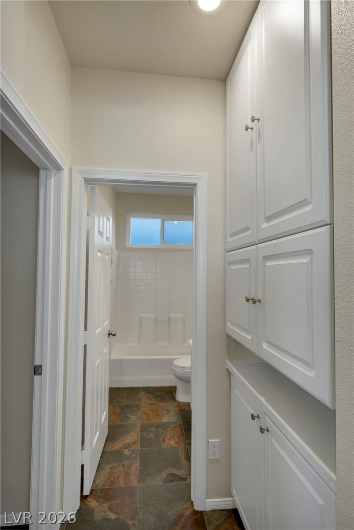 609 Elliot Peak Avenue Property Photo 16