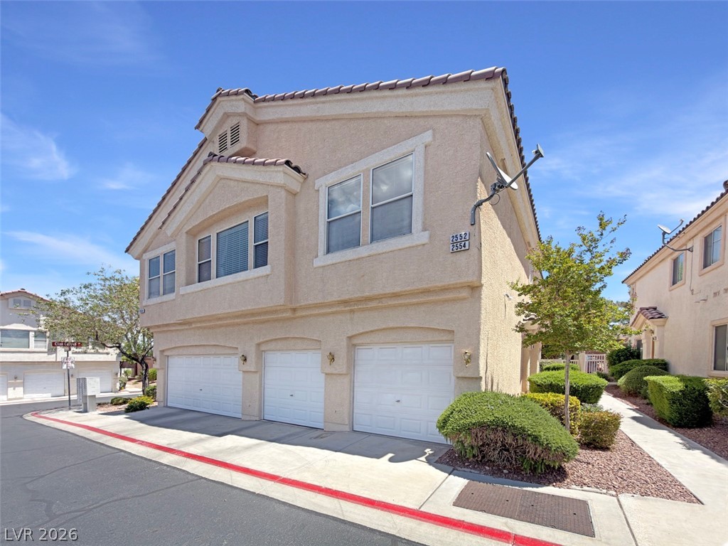 2554 Alias Smith Drive Property Photo 2
