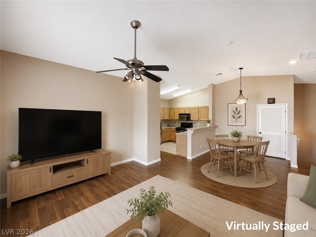 2554 Alias Smith Drive Property Photo 4