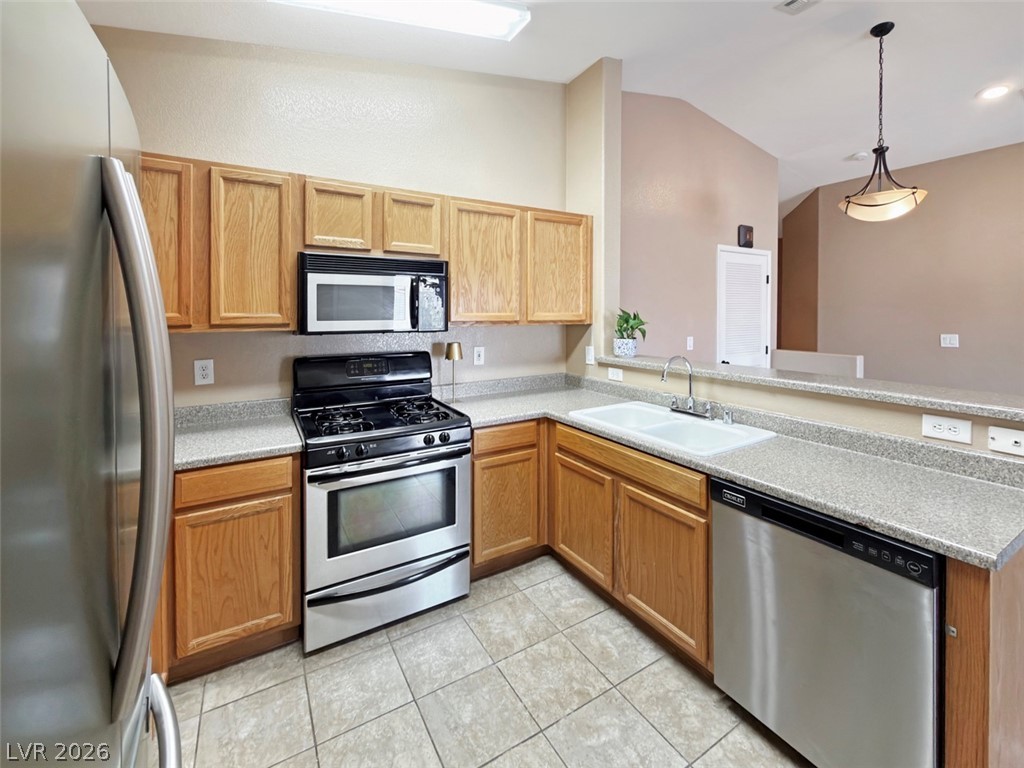 2554 Alias Smith Drive Property Photo 11
