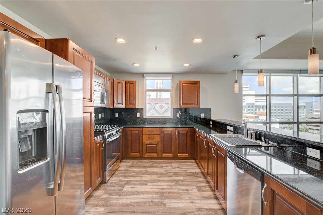 150 North Las Vegas Boulevard 804 Property Photo 14