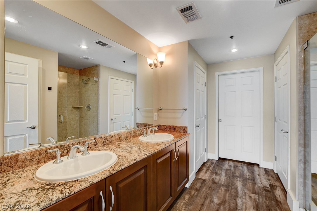 150 North Las Vegas Boulevard 804 Property Photo 20