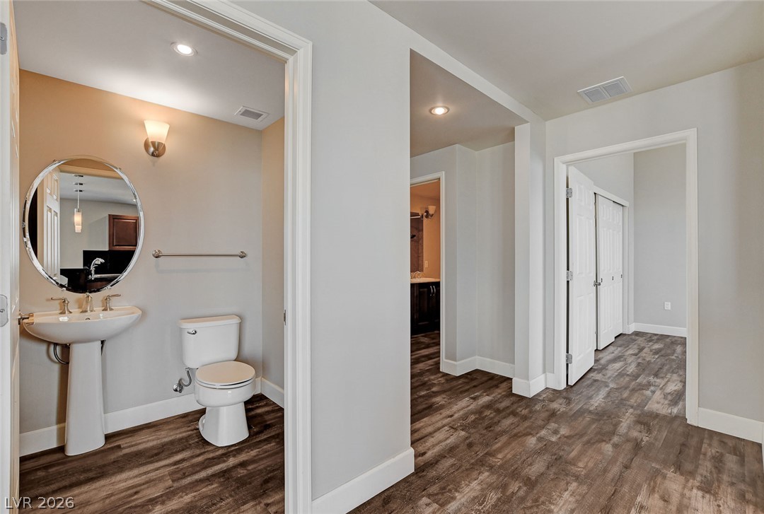 150 North Las Vegas Boulevard 804 Property Photo 25