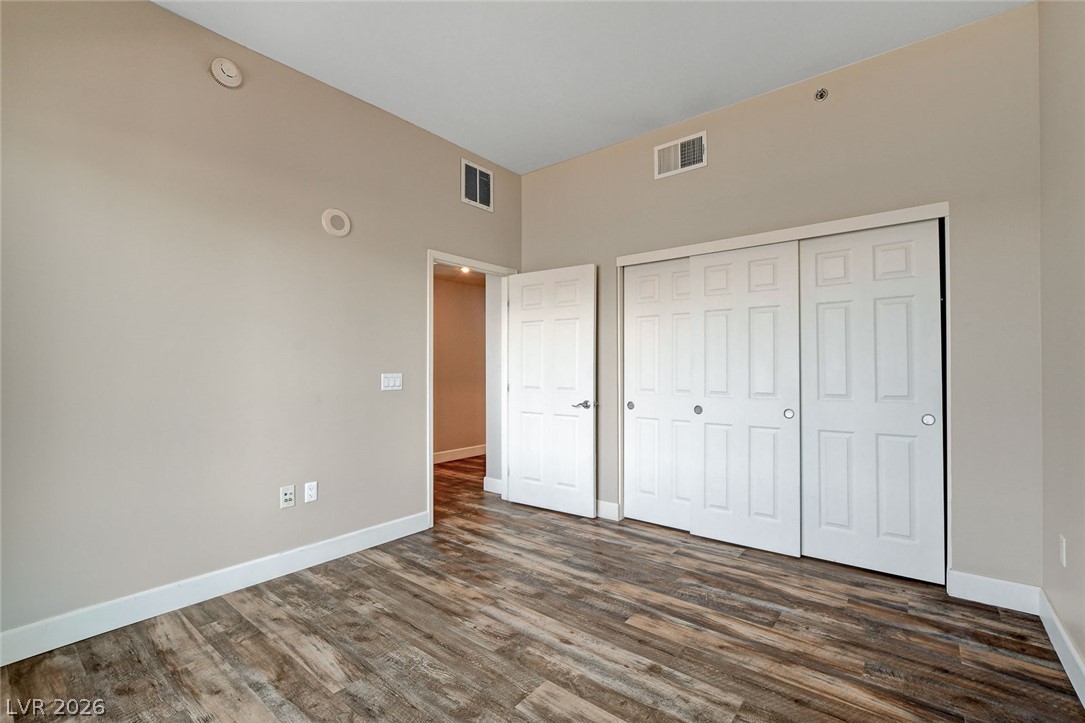 150 North Las Vegas Boulevard 804 Property Photo 29