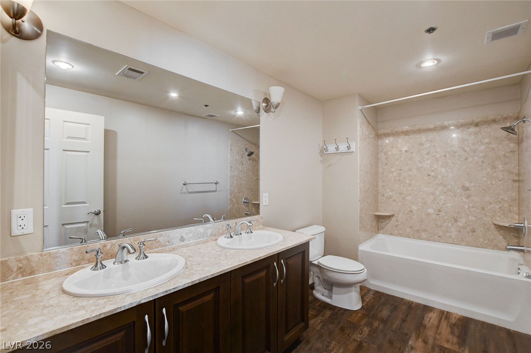 150 North Las Vegas Boulevard 804 Property Photo 30