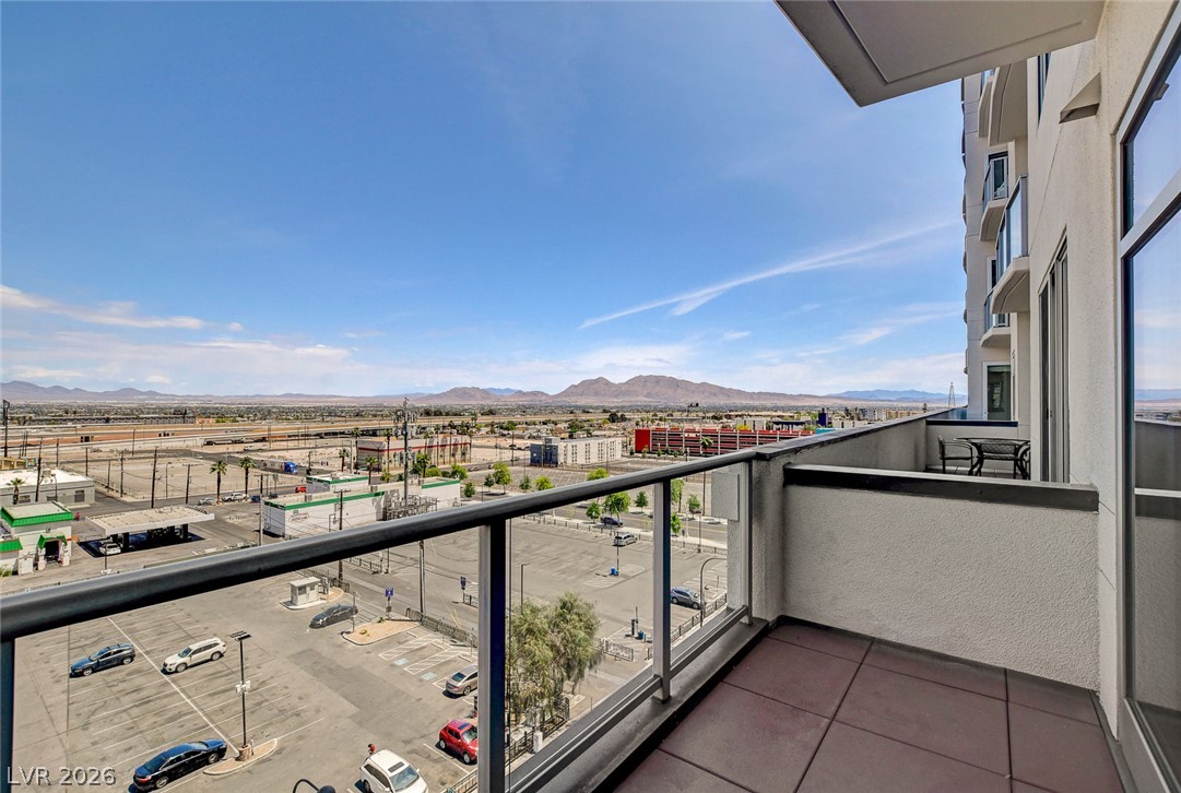 150 North Las Vegas Boulevard 804 Property Photo 36