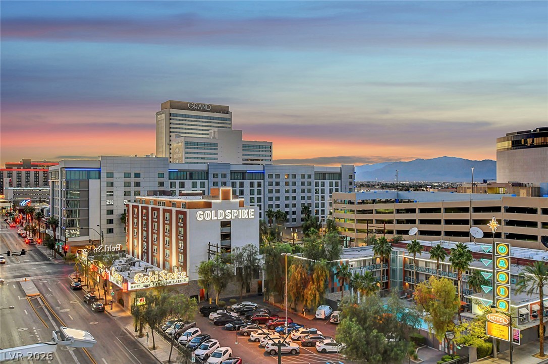 150 North Las Vegas Boulevard 804 Property Photo 50