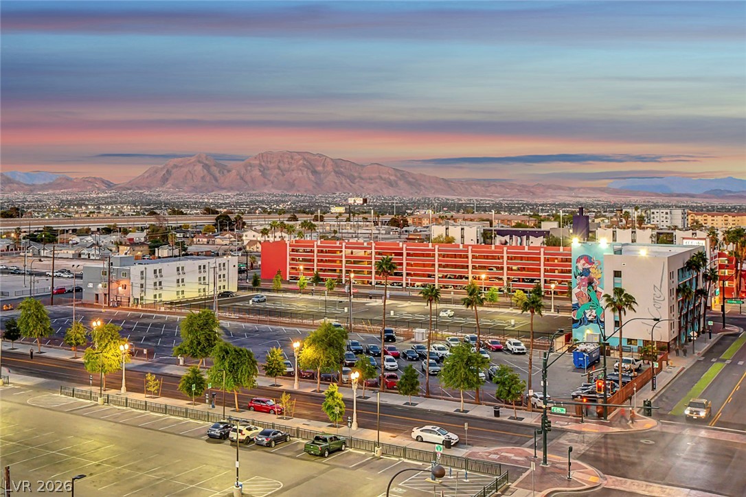 150 North Las Vegas Boulevard 804 Property Photo 51