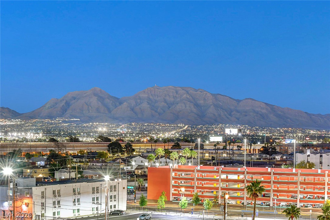 150 North Las Vegas Boulevard 804 Property Photo 61